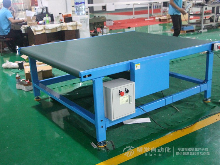 藍(lán)色碳鋼烤漆大線結(jié)構(gòu)皮帶輸送機(jī) 藍(lán)色碳鋼烤漆大線結(jié)構(gòu)皮帶輸送機(jī)