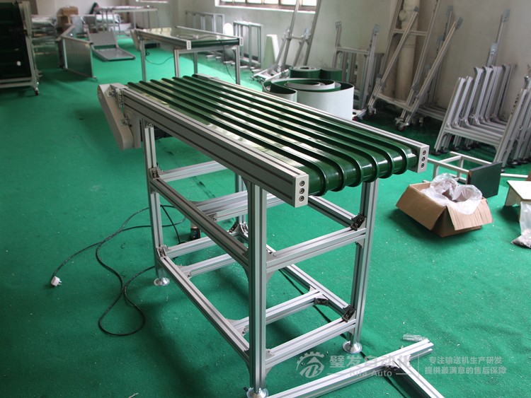 皮帶面加多導(dǎo)條皮帶標準小型輸送機 皮帶面加多導(dǎo)條皮帶標準小型輸送機