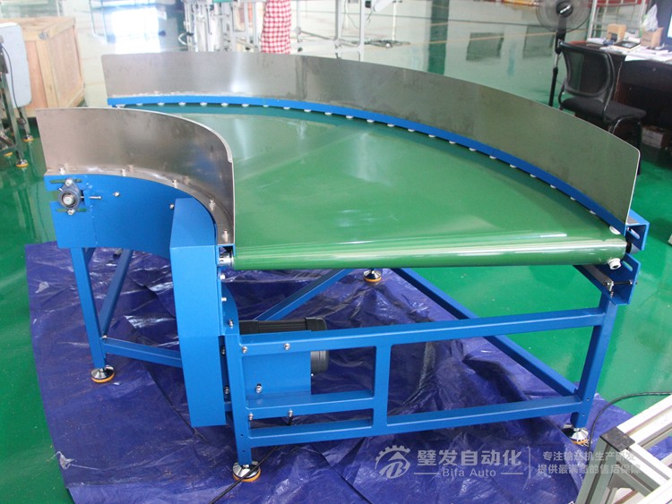 碳鋼藍色烤漆加擋邊90度皮帶轉彎機 碳鋼藍色烤漆加擋邊90度皮帶轉彎機